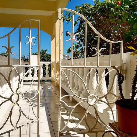 Villa The Lion House Jamaica